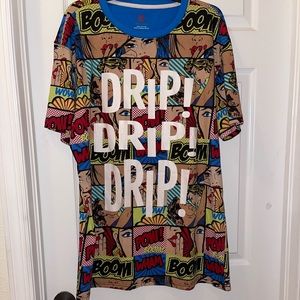 Graphic tee